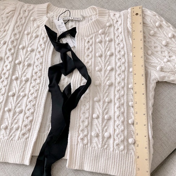 🖤 Alice & Olivia Off-White Puff-Sleeve Kitty Bauble Cable Knit Sweater Cardigan - Picture 10 of 15